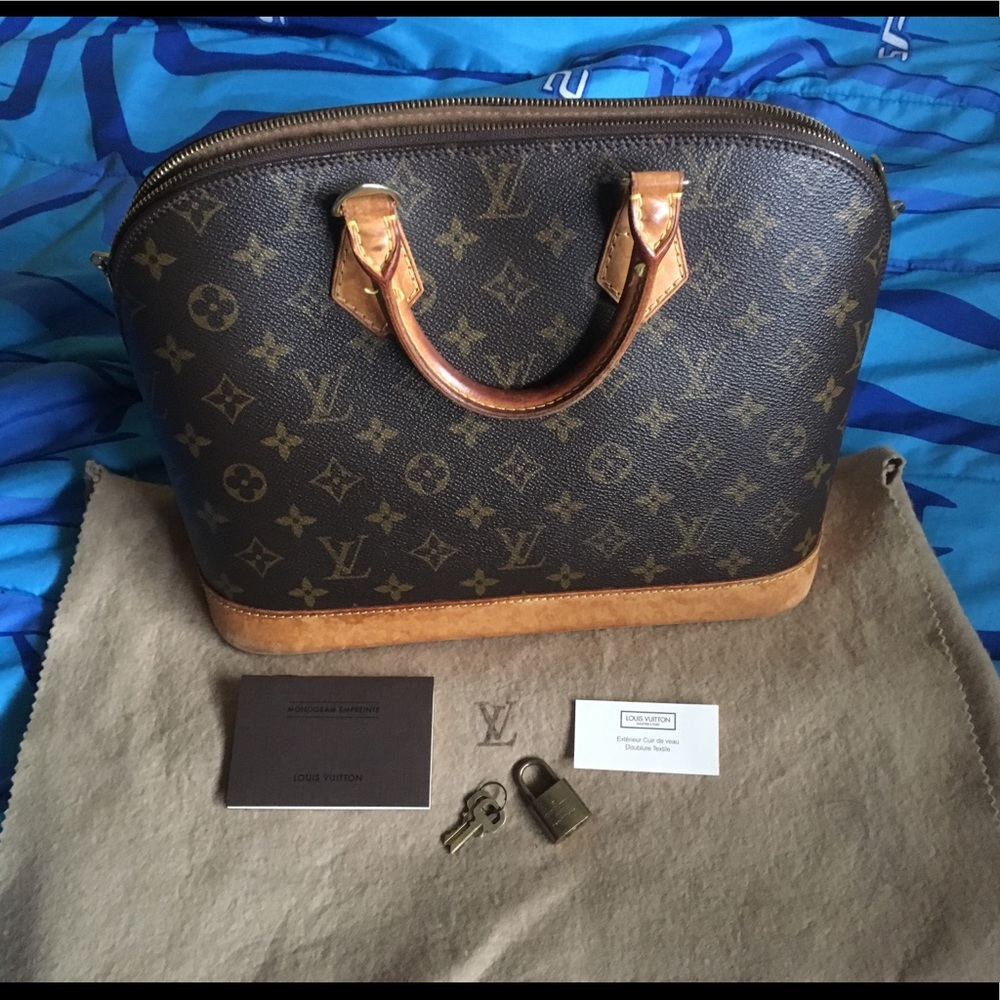 💯authentic LV Alma Pm bag